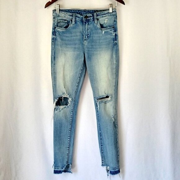 Blank NYC The Bond Mid Rise Skinny Distressed Jeans Size 26 - Picture 1 of 12